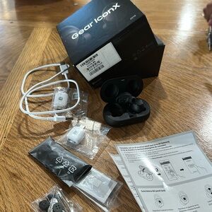 Samsung Gear IconX True Wireless Earbuds Black